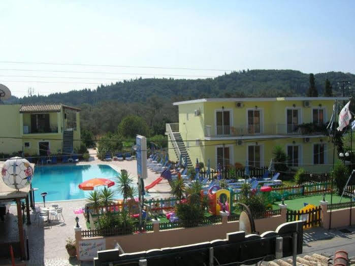 Amadeus Hawai Studios And Apartments Sidárion Exterior photo